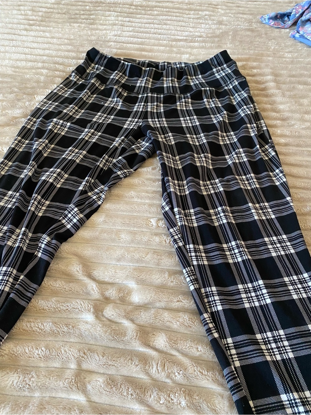 New Look Black and White Plaid Pants